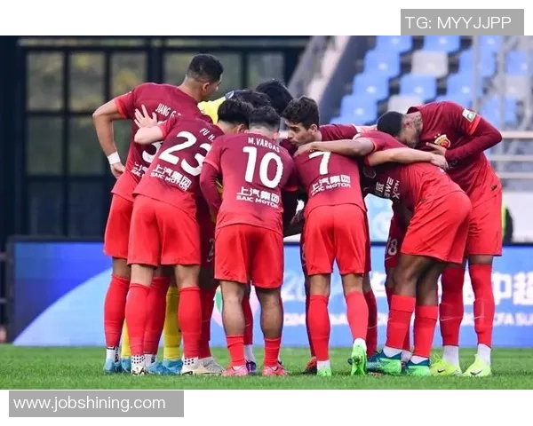 中欧足球明星最新阵容揭晓球迷期待新赛季精彩表现