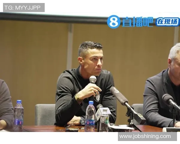 回顾98法国足球明星的辉煌历程与传奇瞬间,重温那段激情岁月 回顾98法国足球明星的辉煌历程与传奇瞬间,重温那段激情岁月