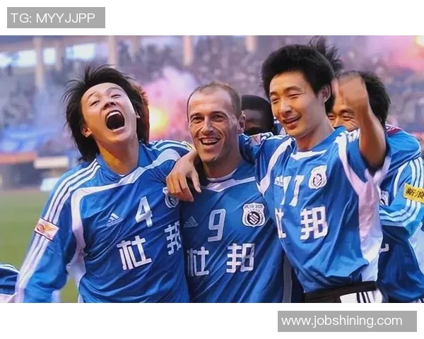 大连足球之星:回顾大连培养出的传奇球员与他们的辉煌成就 大连足球之星:回顾大连培养出的传奇球员与他们的辉煌成就