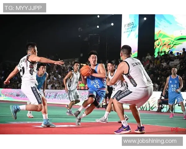 成都篮球队在篮球节奏排行榜中荣获第四名展现出强劲实力与潜力 成都篮球队在篮球节奏排行榜中荣获第四名展现出强劲实力与潜力