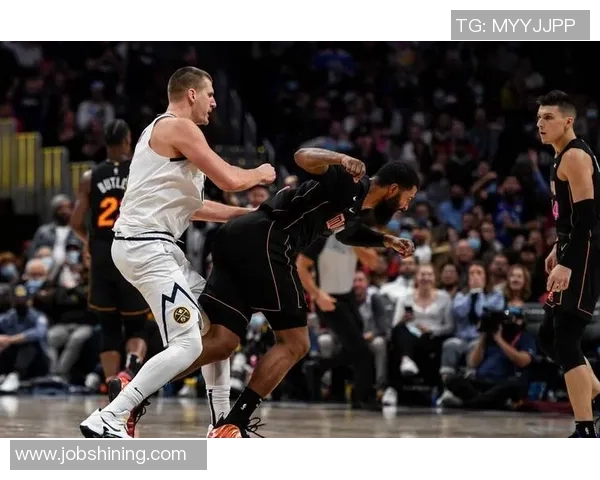 成都排球队战术引发热议球迷与专家观点大碰撞 成都排球队战术引发热议球迷与专家观点大碰撞