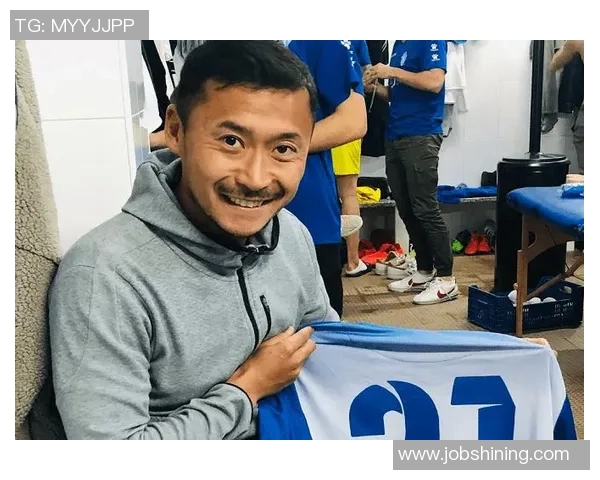 摔角与足球的交汇点谁是这两项运动的明星人物