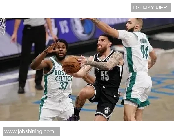 杭州篮球队的控制革新探索与实践:重塑战术与团队协作新模式 杭州篮球队的控制革新探索与实践:重塑战术与团队协作新模式