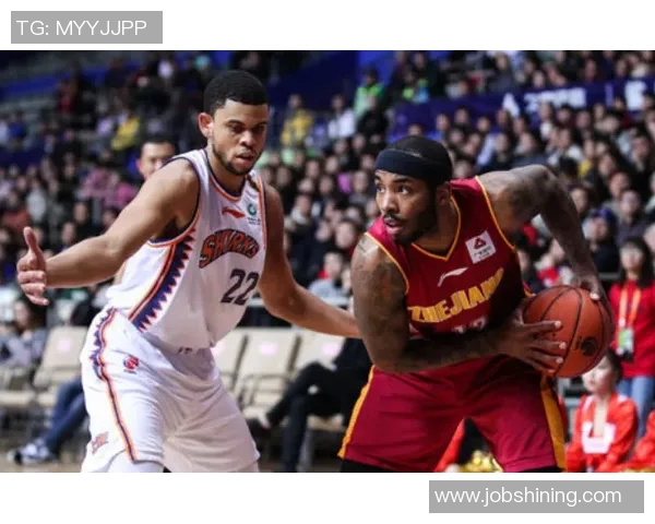 成都篮球队以60分领跑冠军赛积分榜展现强大实力与团队合作精神 成都篮球队以60分领跑冠军赛积分榜展现强大实力与团队合作精神